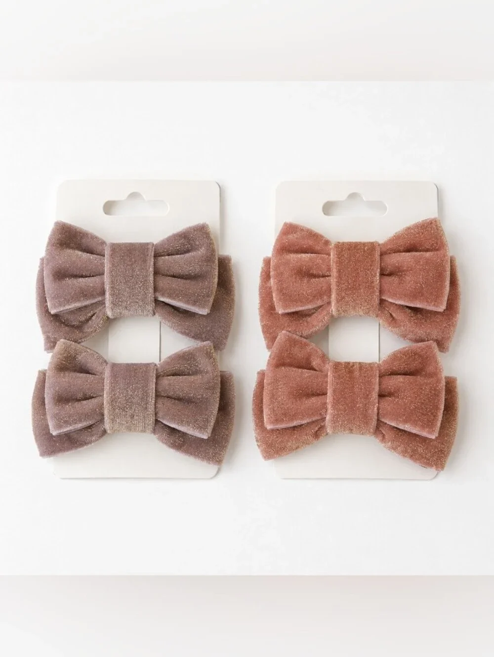 Handmade Sparkling Velvet Hair Bow Set For Girls (Set Of 4 Bows)🎀✨